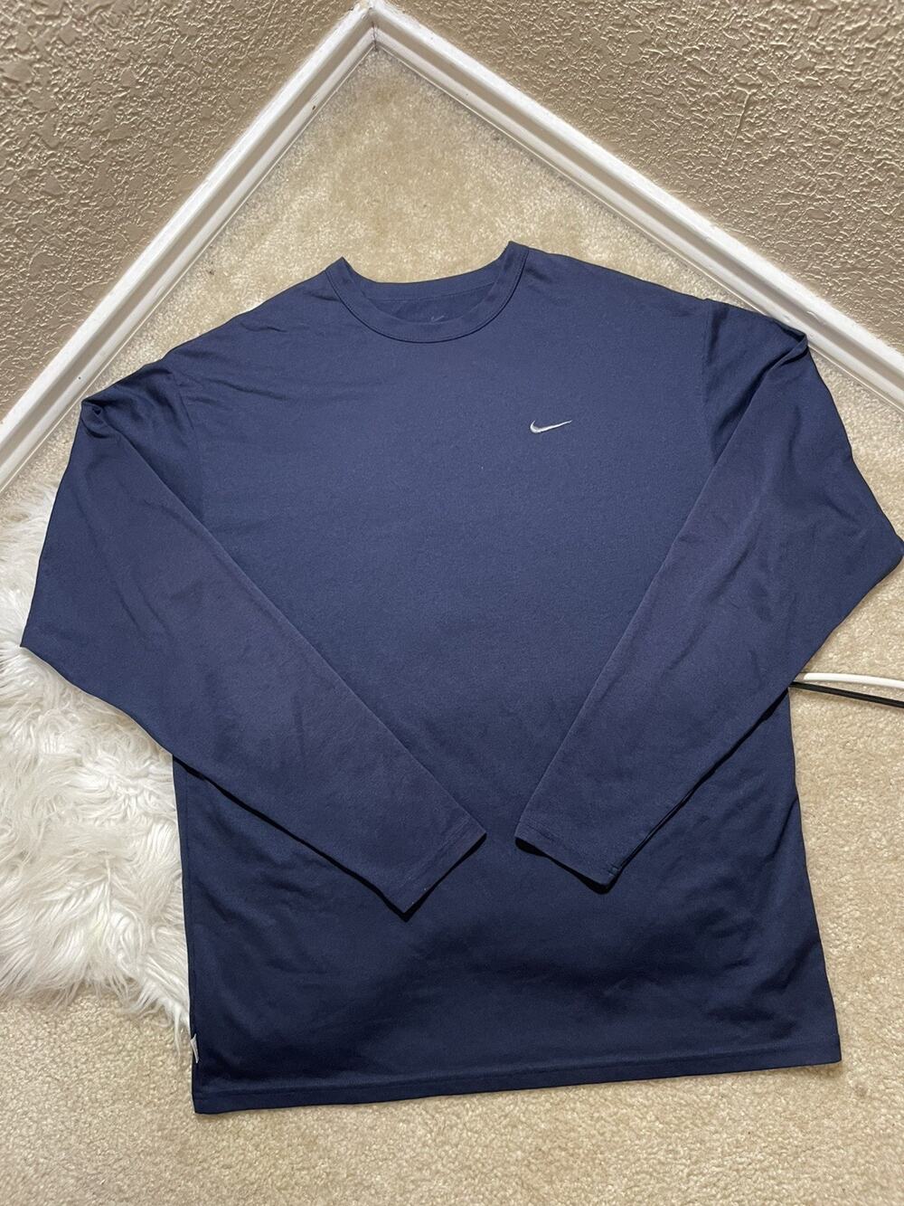 Nike Dri-Fit Men's Large Navy Blue Long Sleeve Performance Training Shirt